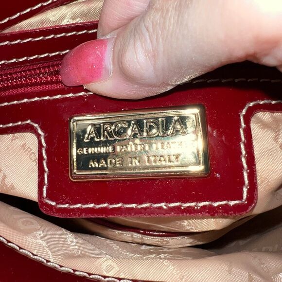 Arcadia Made In Italy Red Patent Leather Crossbody Bag - Picture 10 of 13